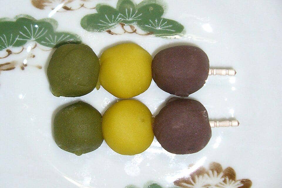 ilustrasi Botchan dango 