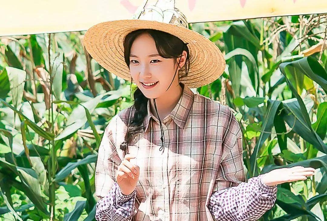 Cuplikan adegan drama Sold Out on You dari SBS yang digunakan sebagai materi promosi resmi serial tersebut.