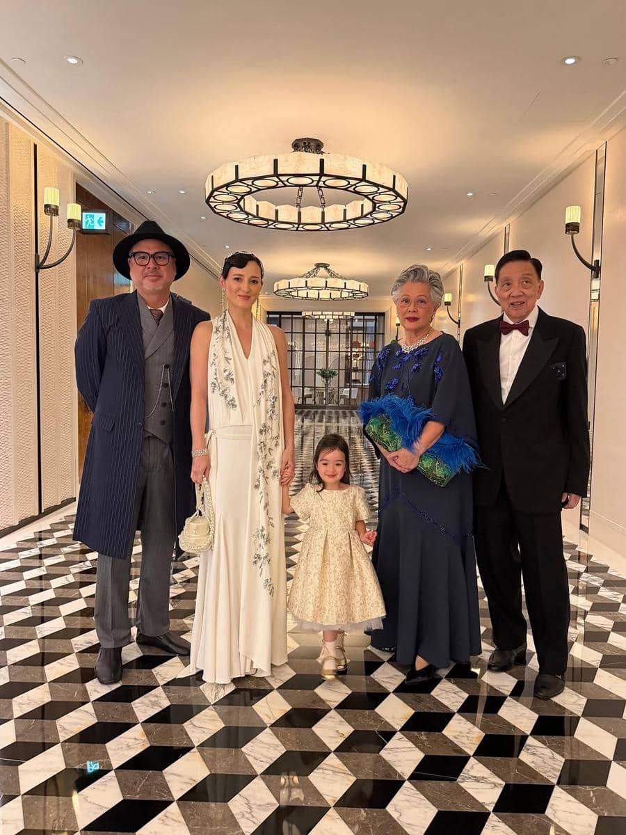 OOTD ibu-anak ala Julie Estelle dan Brielle 
