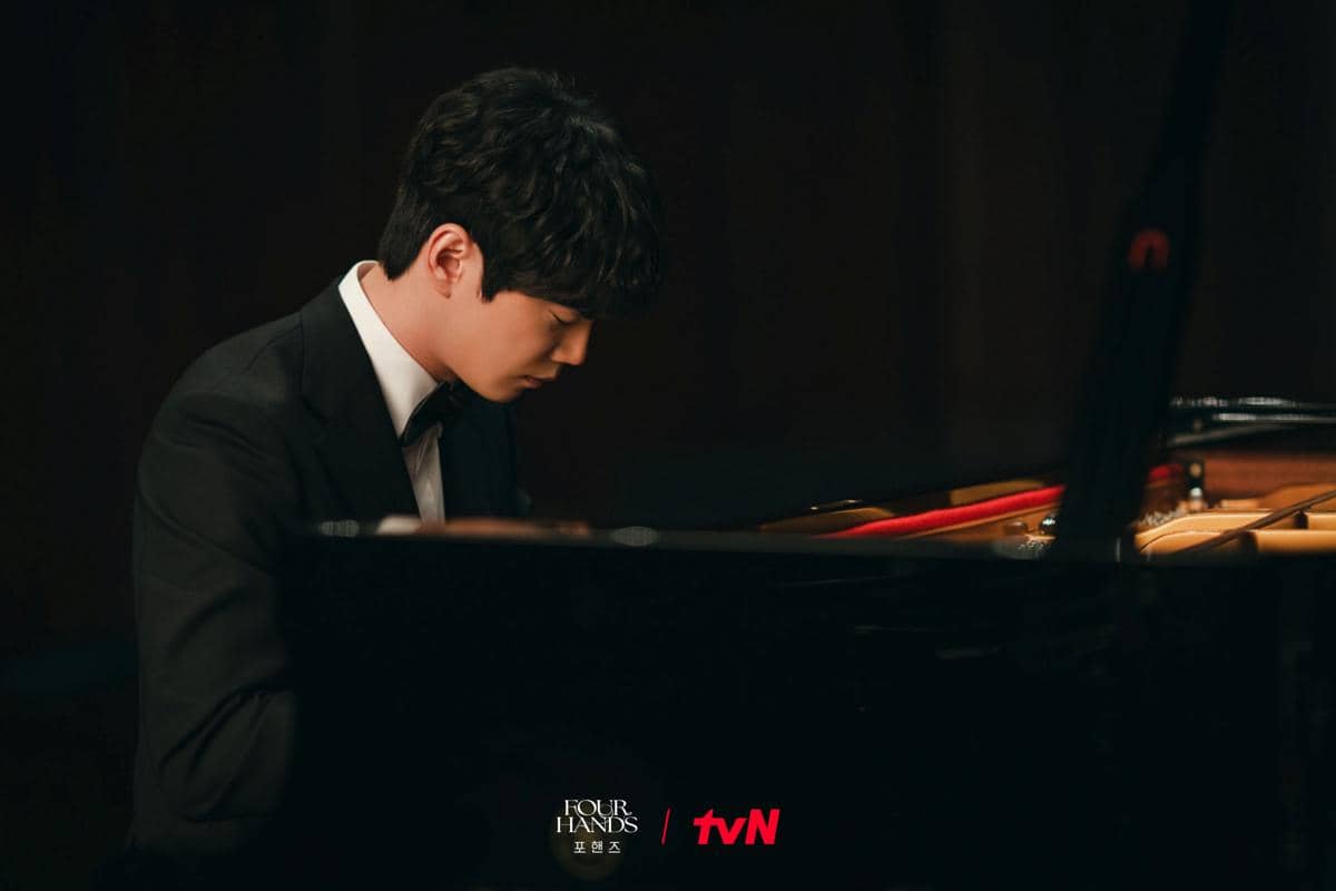 Potongan adegan dari drama Korea Four Hands, Two Sonatas yang dibagikan akun CJnDrama di platform X.