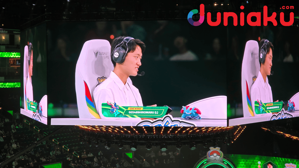 GGs489hiromaru bertanding melawan MEweedle pada laga Grand Final 2026 Pokémon GO World Championships.