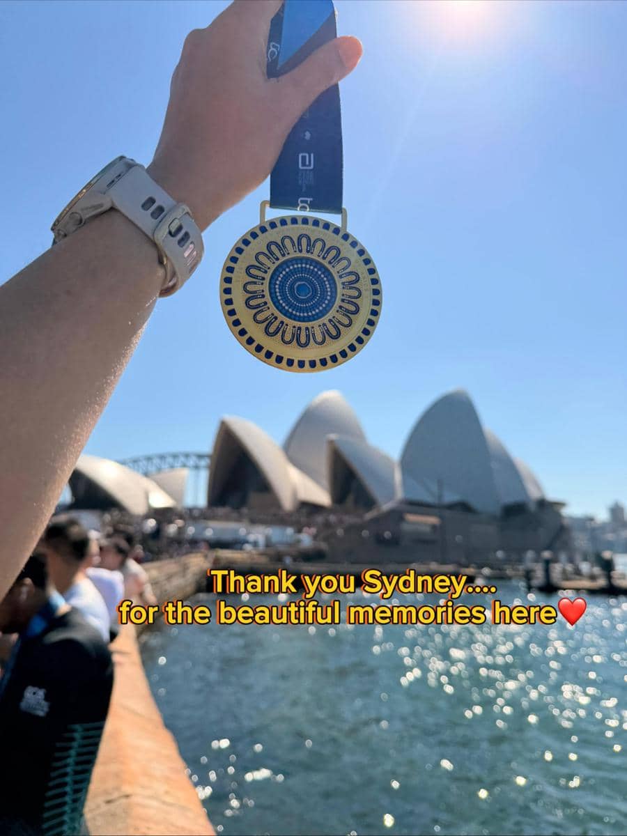 Melanie Putria finish Sydney Marathon 2026 dan raih 7th WMM star