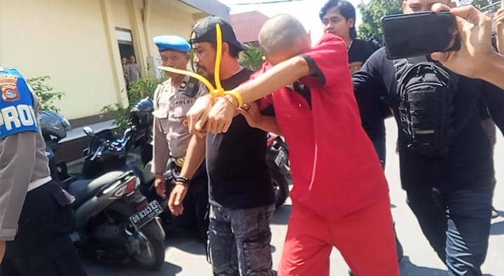 Polisi Gadungan Tipu Pengusaha dengan Modus Sumbangan Desa Adat Sade
