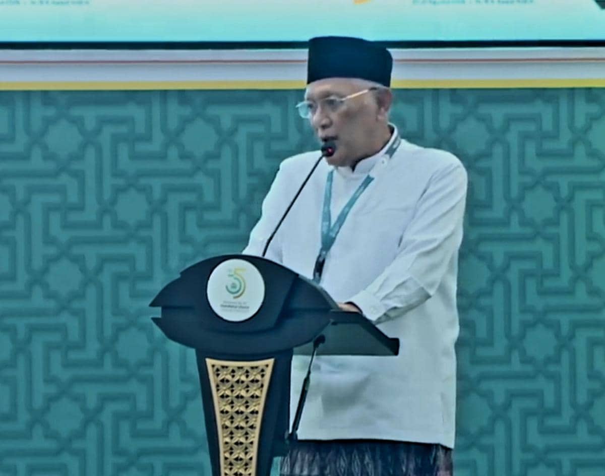 Ketum PBNU Gus Kikin Ikut Ota'k-Atik Angka 8 di Depan Presiden Prabowo