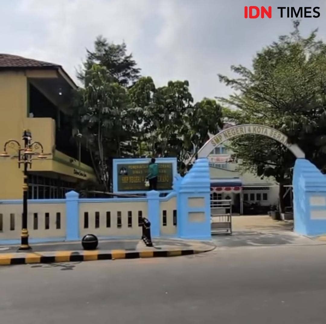 Bangunan SMP di Kota Serang yang bakal digusur jadi lahan parkir (Dok. Khaerul Anwar)