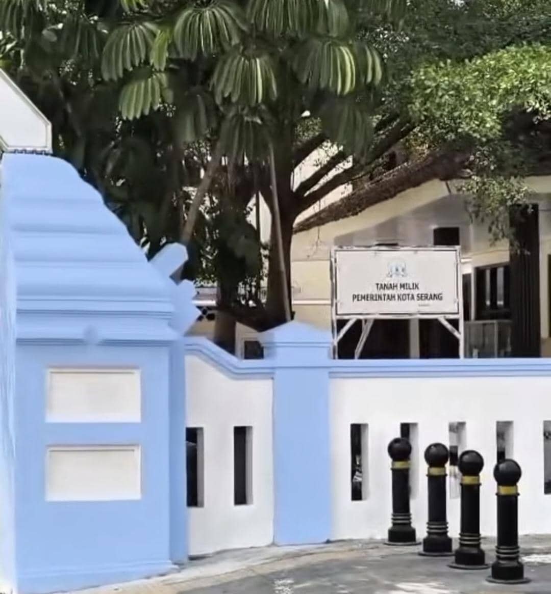 Bangunan SMP di Kota Serang yang bakal digusur jadi lahan parkir (Dok. Khaerul Anwar)