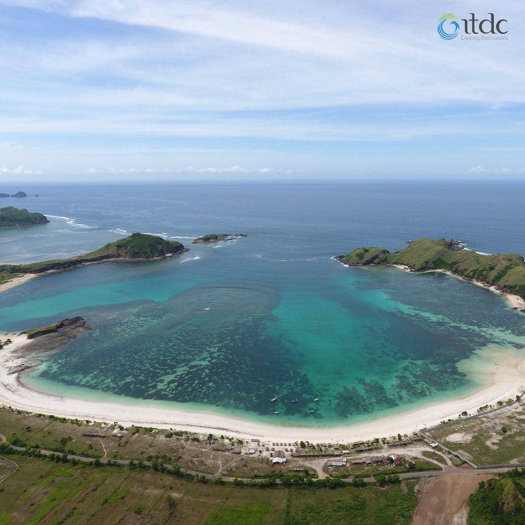 panorama Pantai Tanjung Aan 
