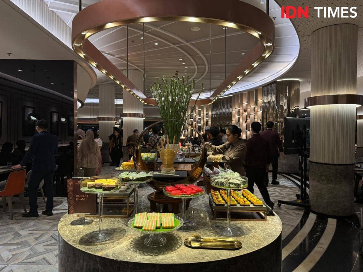 Potret suasana Kafe Bromo Sheraton Surabaya