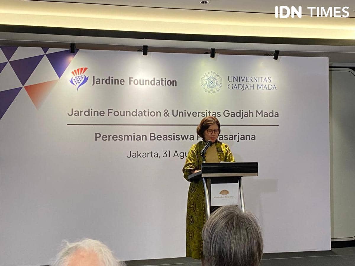 Rektor UGM, Prof. dr. Ova Emilia, Ph.D., memberikan remark dalam sebuah kegiatan yang didokumentasikan oleh IDN Times.