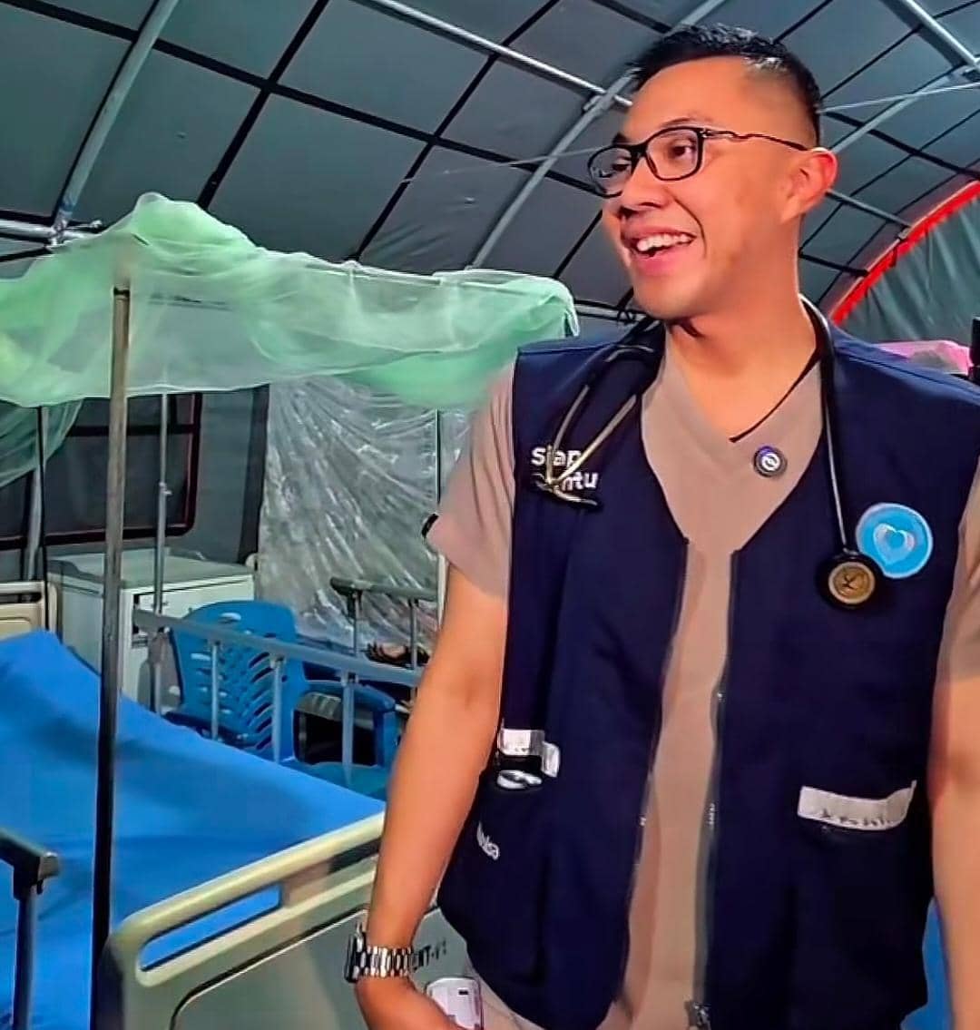 dr. Gia jadi relawan korban gempa NTT