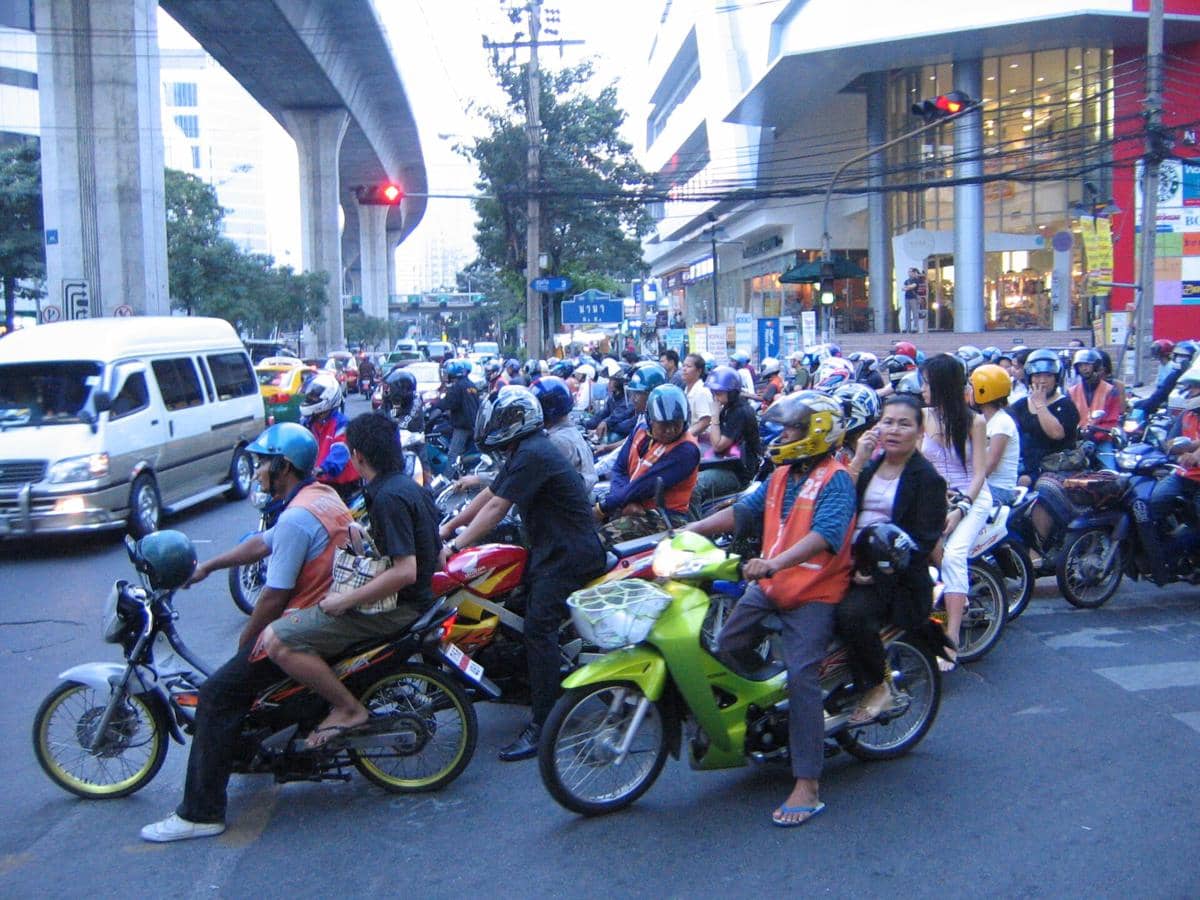 potret suasana jalanan di Thailand