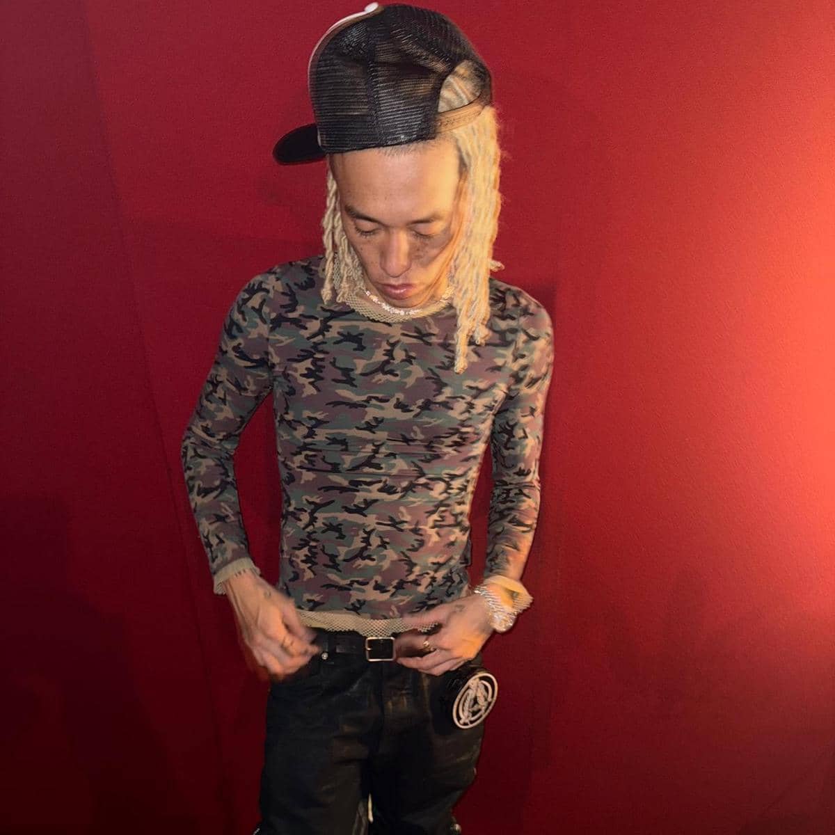 Potret Young Coco yang dibagikan melalui akun Instagram @youngsavagecoco dalam sebuah unggahan media sosial.