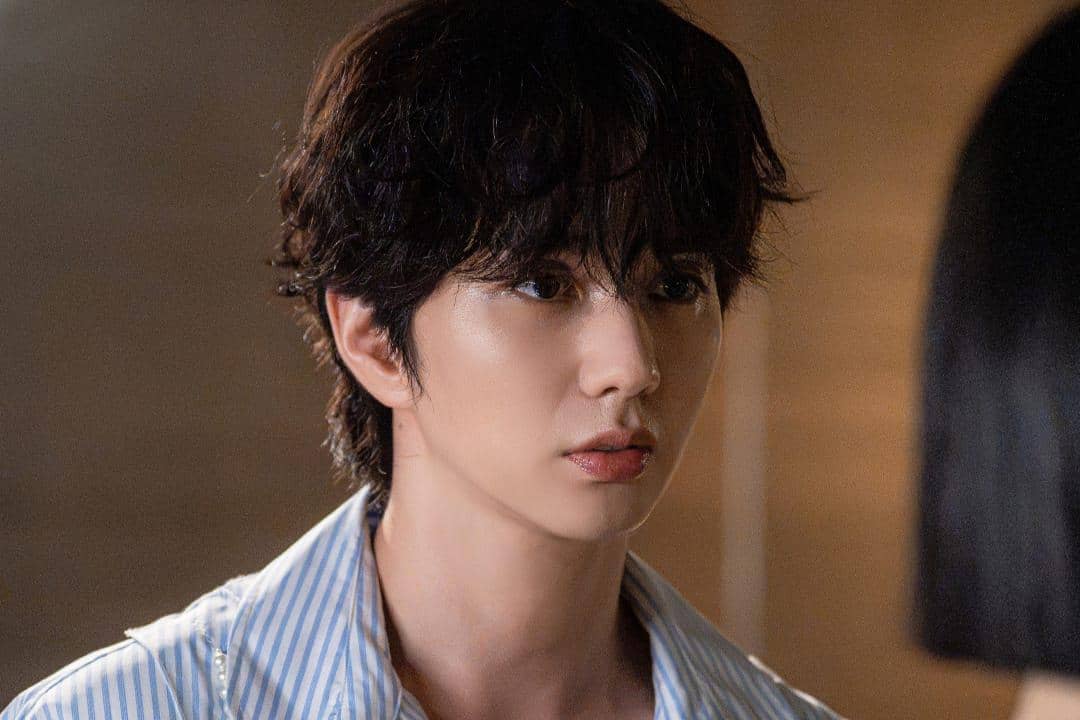 Still cut promosi serial drama Flex x Cop 2 yang dibagikan melalui akun Instagram resmi SBS Drama Official.
