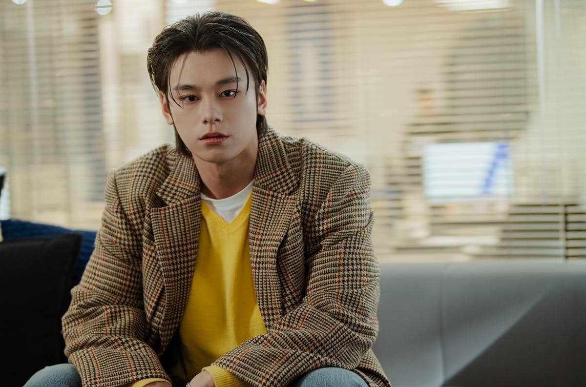 Potongan adegan drama Korea My Bias, My Boss yang dibagikan melalui akun Instagram resmi tvN Drama.