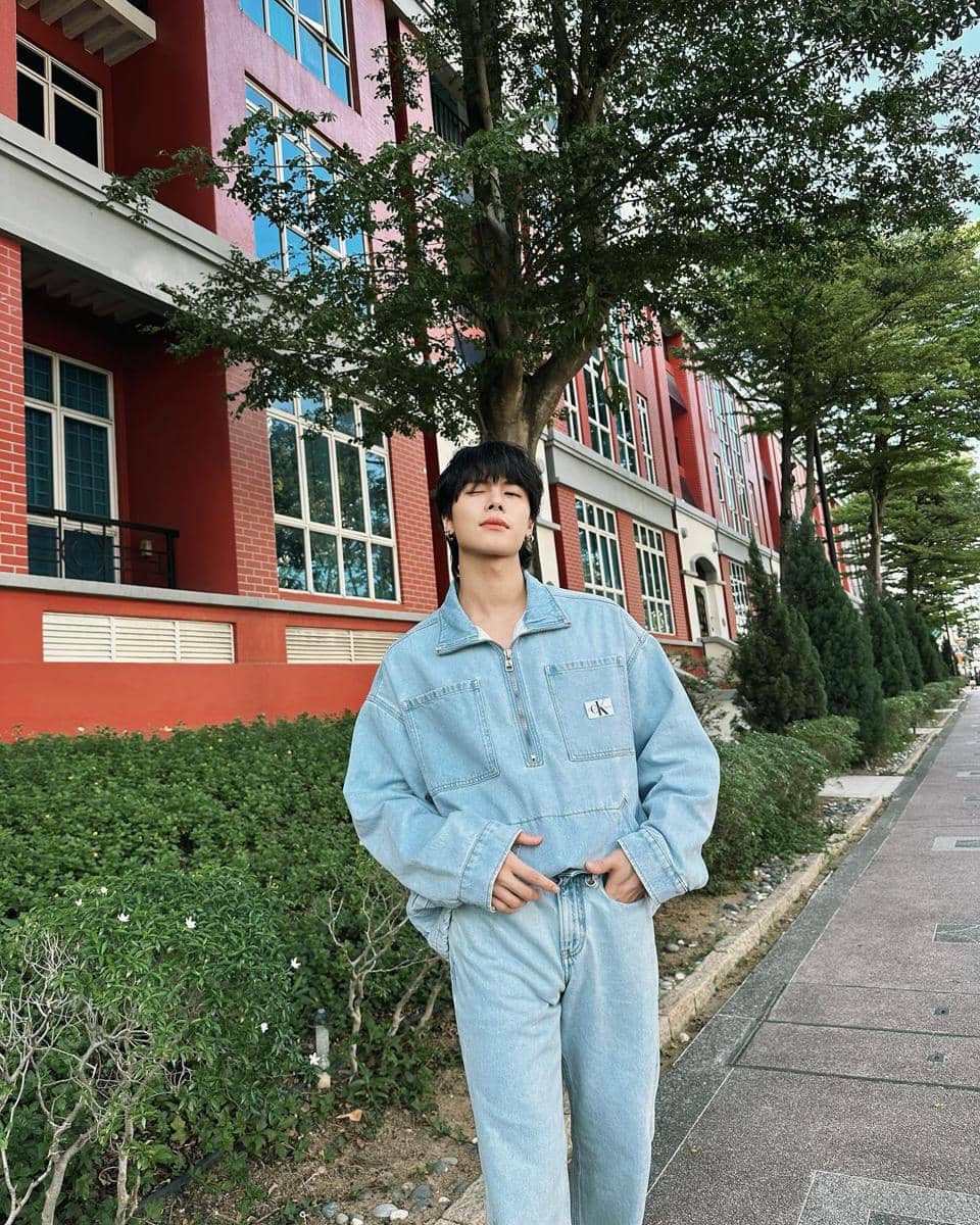 OOTD Liburan ke Luar Negeri ala Glenn Yong