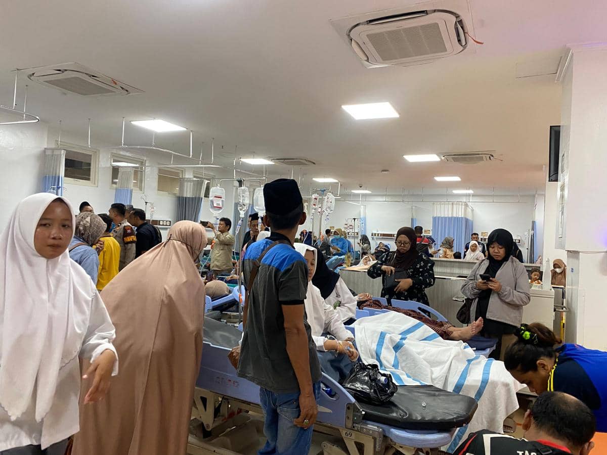 Bupati Subandi: Dinkes Tangani Santri Terdampak Keracunan MBG yang Masih di Pesantren