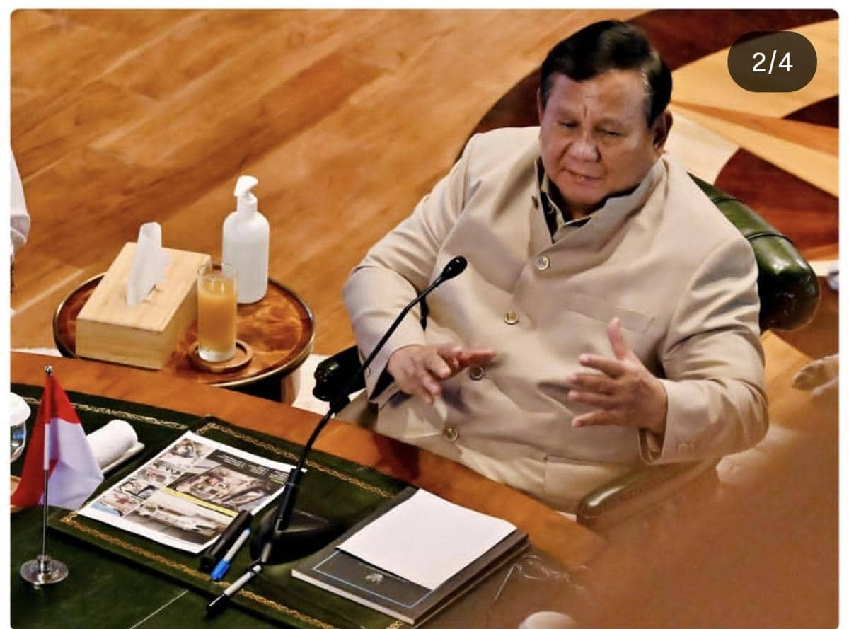 Presiden Prabowo Subianto menggelar rapat terbatas bersama sejumlah menteri di Hambalang, Kabupaten Bogor, Selasa (1/9/2026) (Instagram/Sekr