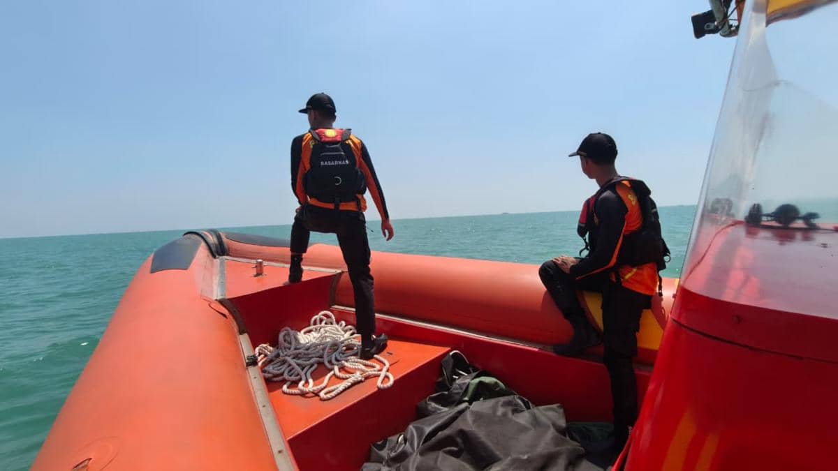 Sibuk Tarik Jangkar, Pak Sakim Ditelan Ombak Lemah Abang Jepara