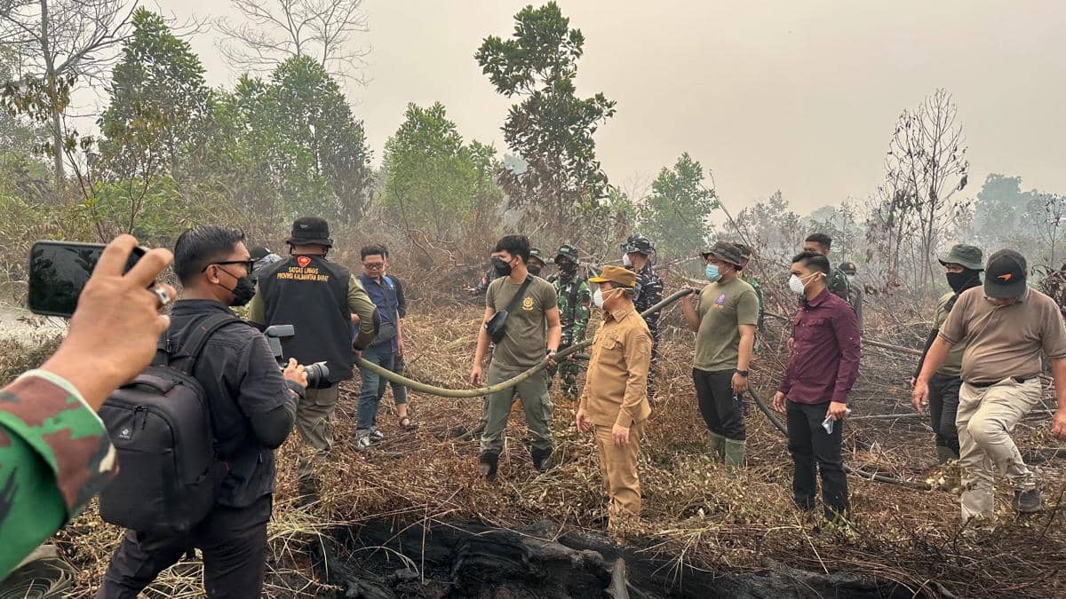 Masih Karhutla, Kemenhut Perkuat Operasi Darat dan Udara