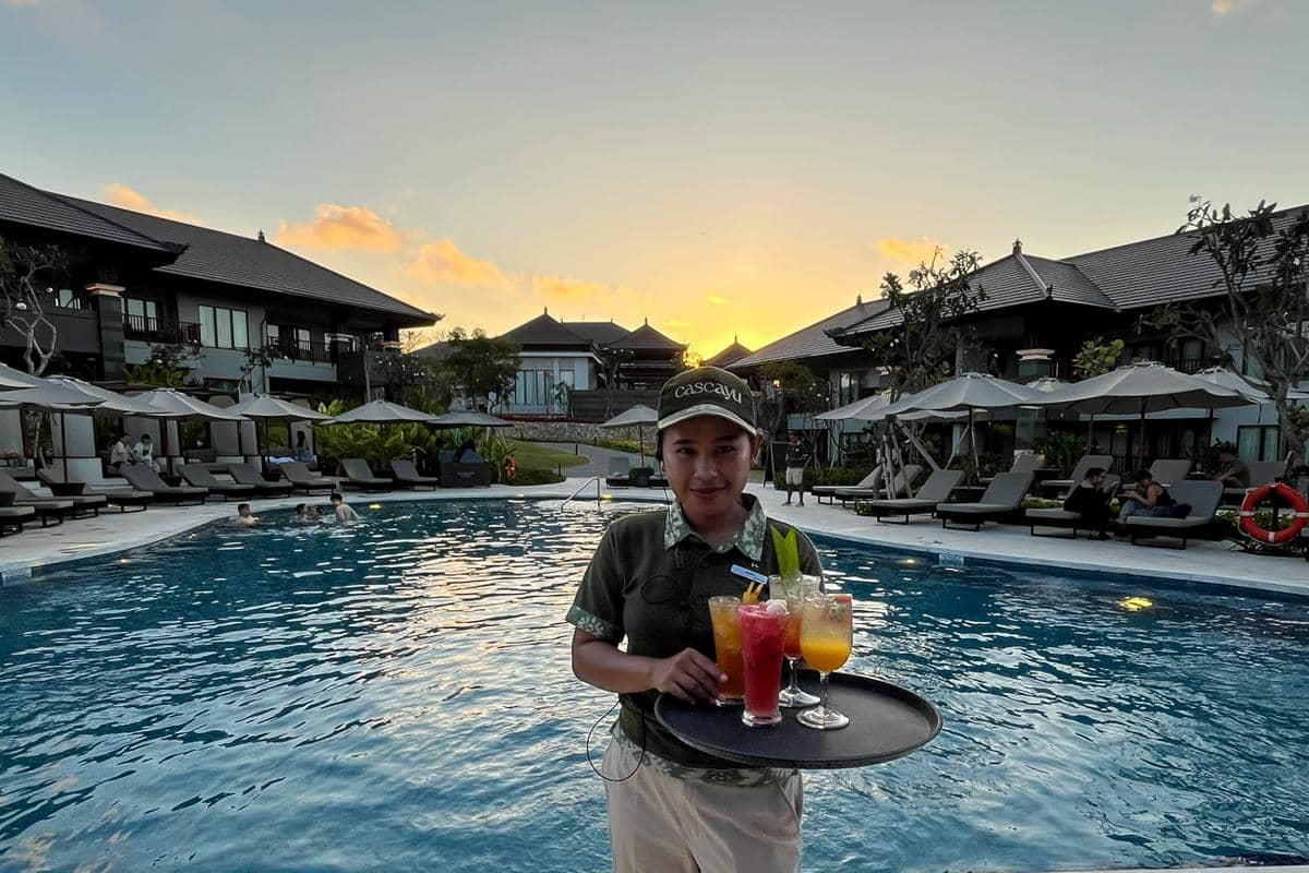 suasana sore di Cascayu Bar