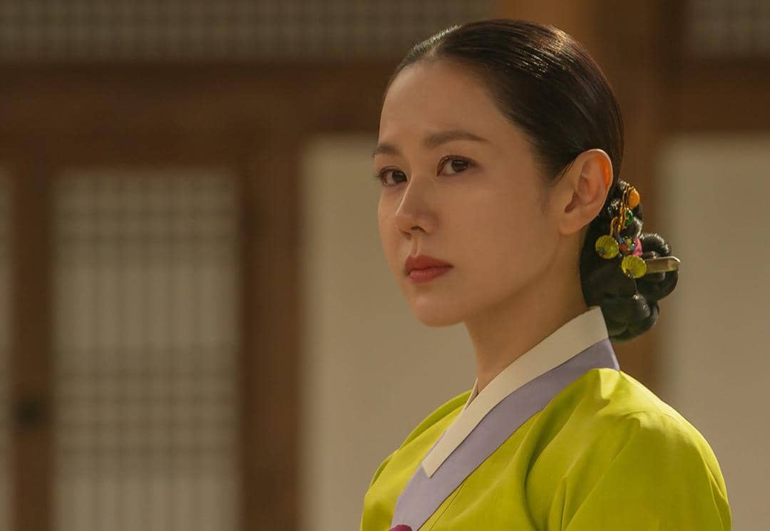 Son Ye Jin di drama The Scandal