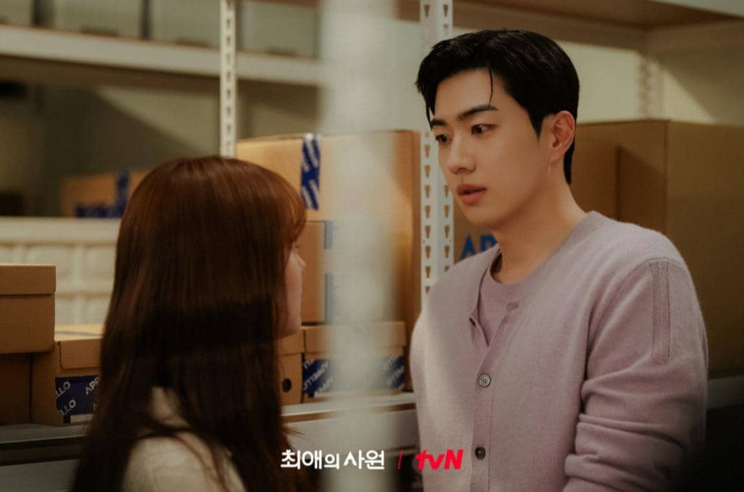 4 Cara Kang Ha Gi Ekspresikan Cinta di My Bias, My Boss, Tenang dan Manis