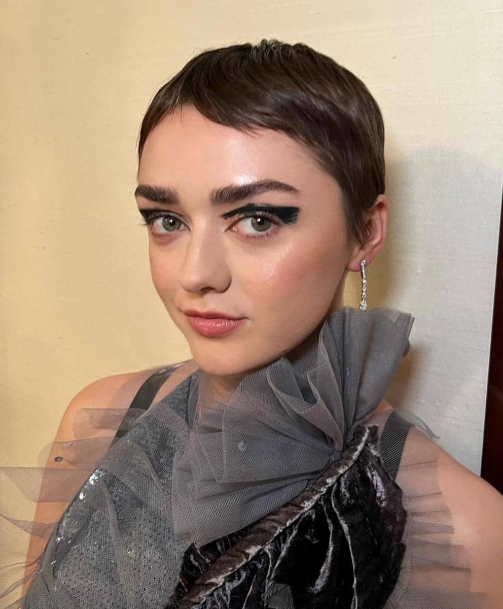Inspirasi makeup ala Maisie Williams