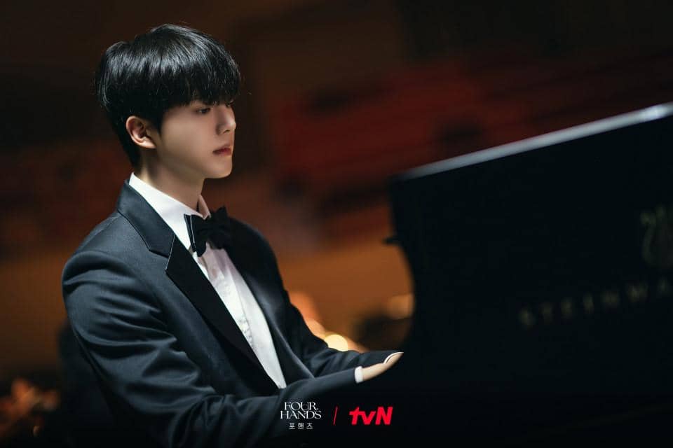 7 Kekurangan Permainan Piano Pi O di Four Hands, Two Sonatas