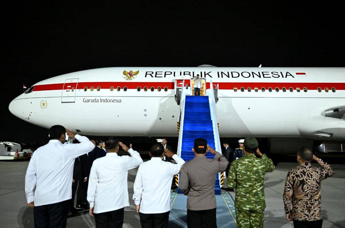 Prabowo Terbang ke Rusia, Disebut Jadi Tamu Undangan Kehormatan Putin
