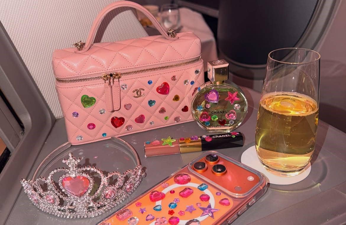 Pilihan Aksesori Fashion Paling Ikonik untuk Ikuti Tren Bedazzled 2026
