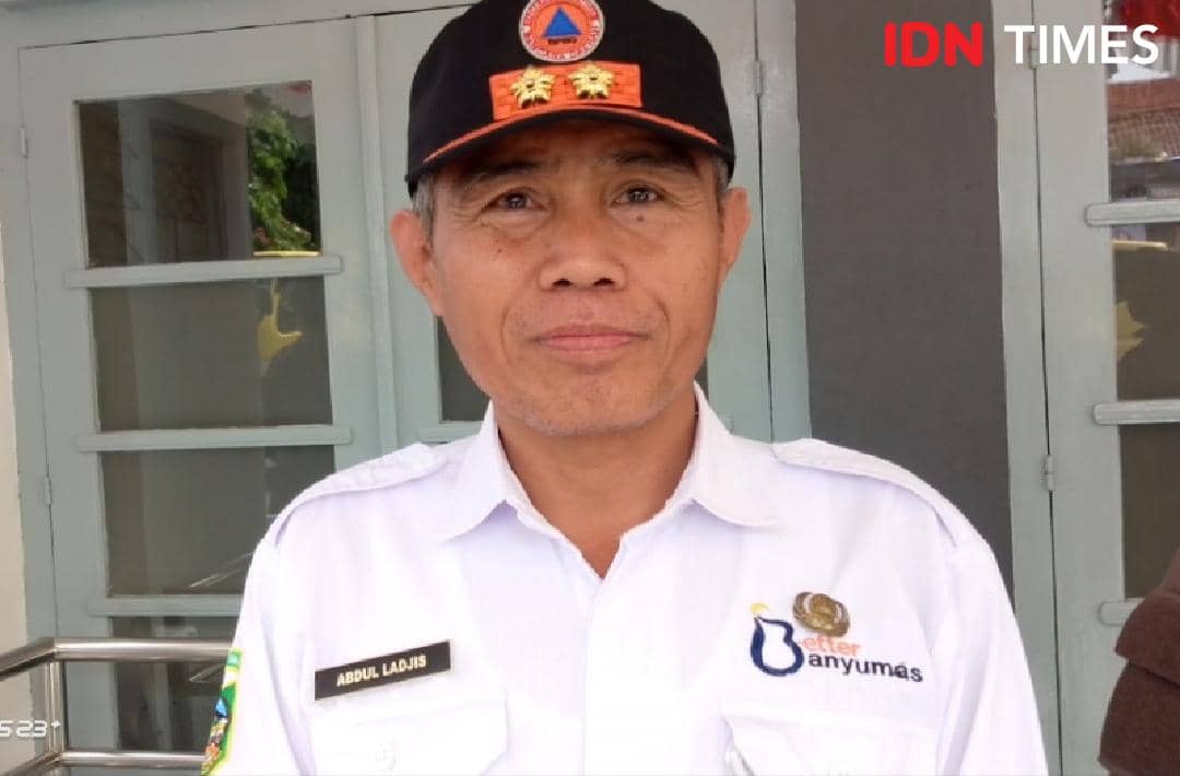 Abdul Adjis dari BPBD Banyumas menjelaskan penyaluran air bersih ke wilayah terdampak kekeringan selama dua bulan terakhir.