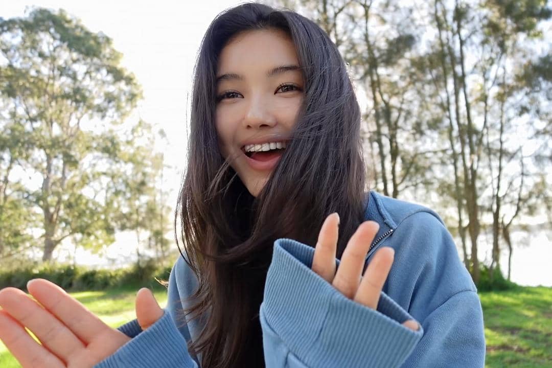 Danielle Marsh Bagikan Kabar Lewat VLOG Singkat, Bakal Solo Trip?