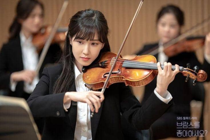 Park Eun Bin dalam drama Do You Like Brahms?