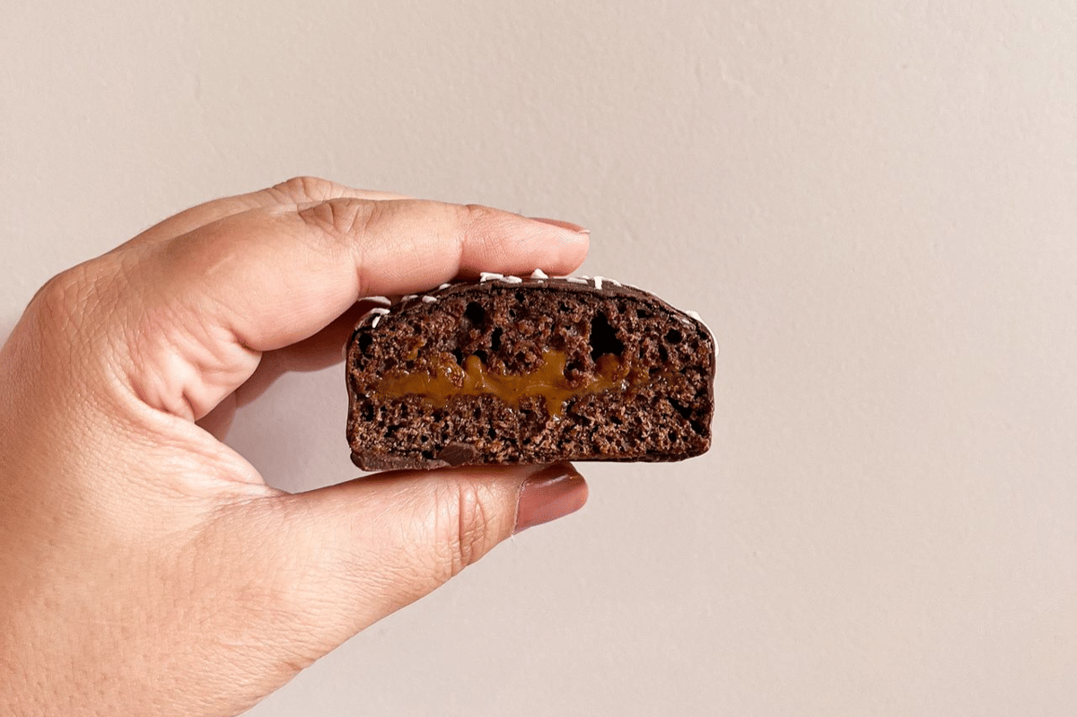 Resep Brownies Kukus yang Lembut, Legit, dan Dijamin Nyoklat Banget!