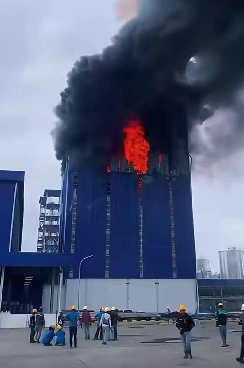 [BREAKING] Pabrik Sabun di KEK Sei Mangkei Terbakar, 3 Pekerja Tewas
