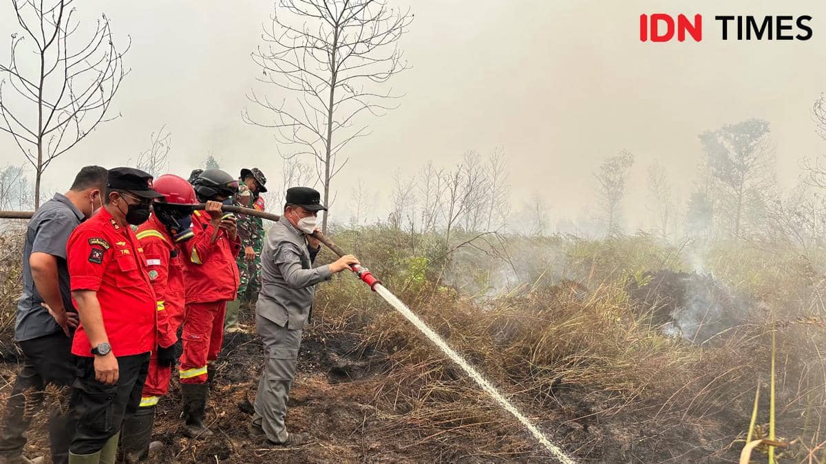 Karhutla Kembali Mengancam Sekitar IKN, Helikopter Caracal Diterjunkan