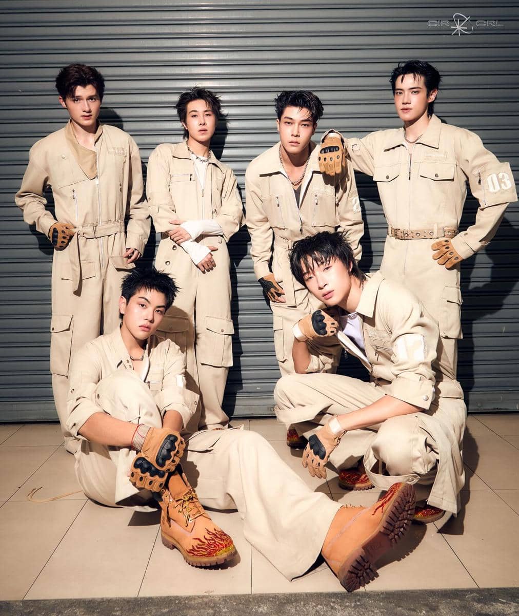 Debut Stage CIR*CRL