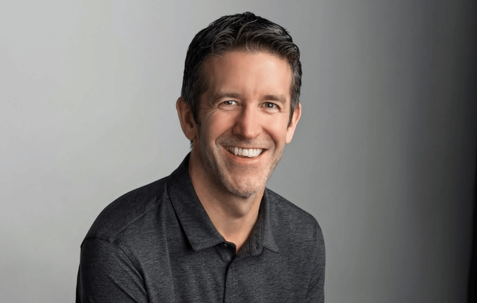 Berapa Gaji John Ternus sebagai CEO Apple? Ini Perkiraannya
