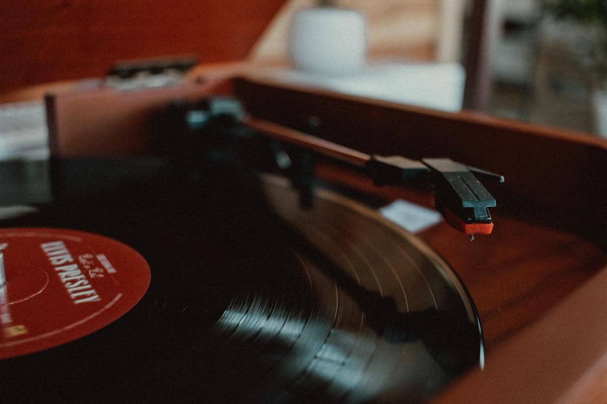ilustrasi vinyl