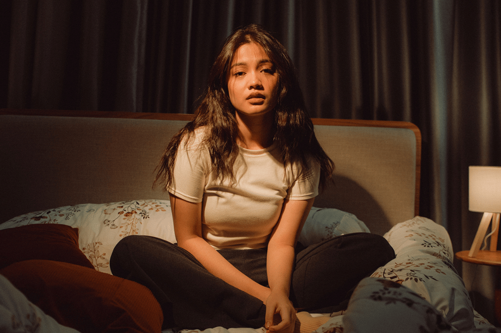 Potret Aruma untuk EP terbarunya, Dan Ternyata Aku Cukup (dok. dok. Sony Music Entertainment Indonesia)