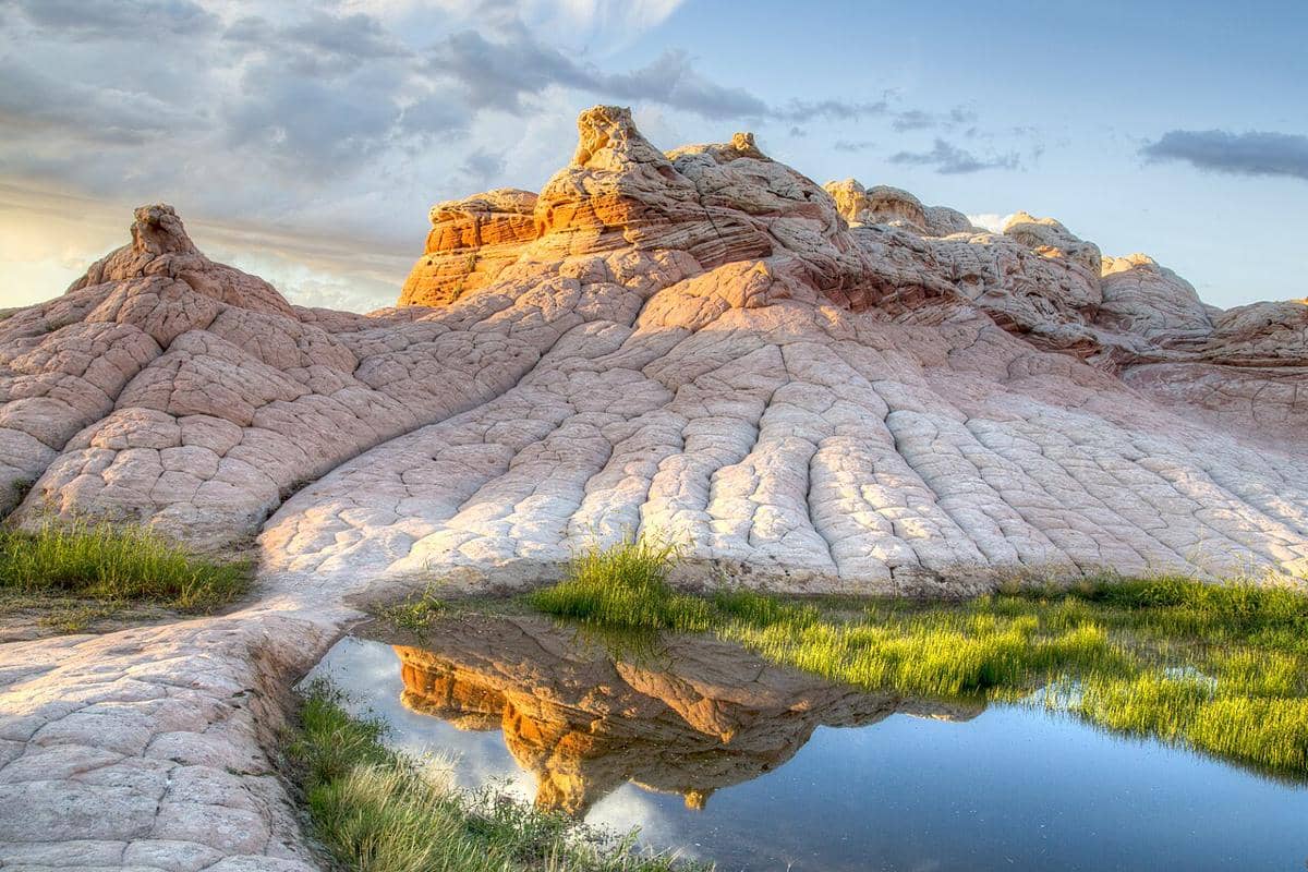 White Pocket, area geologi di Monumen Nasional Vermilion Cliffs.
