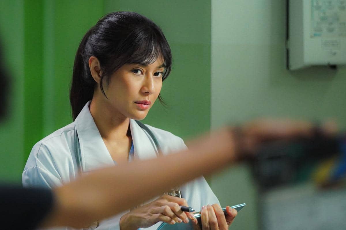 First Look Dian Sastrowardoyo untuk Descendants of the Sun Indonesia