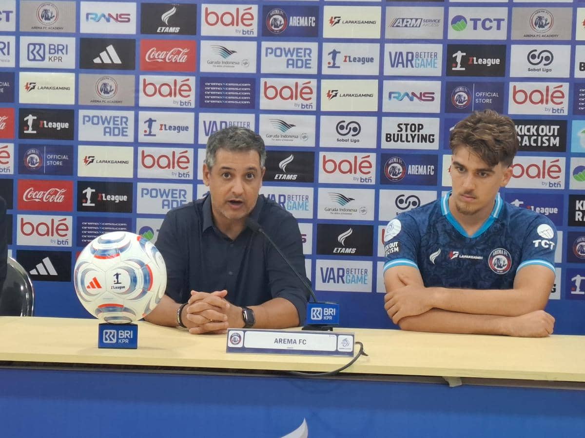 Potret Marcos Santos, pelatih Arema FC, diabadikan dalam dokumentasi IDN Times oleh Rizal Adhi Pratama.