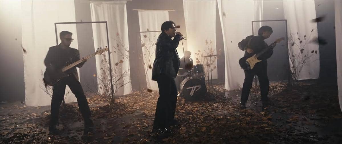 Cuplikan video musik “Museum Duka” oleh for Revenge bersama YB dan Tepe dari kanal YouTube for Revenge.