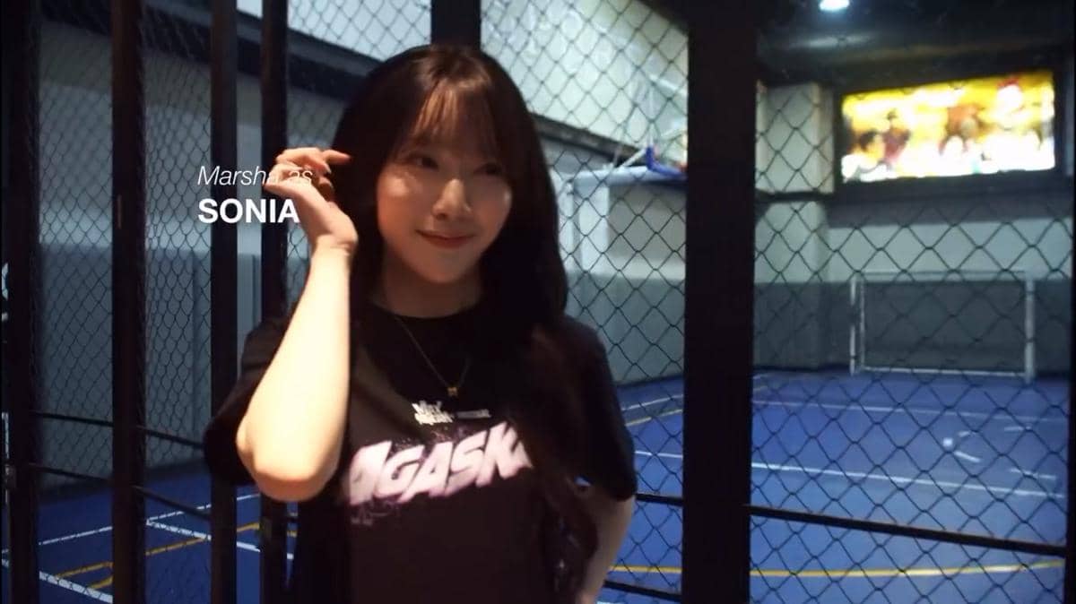 Potret Marsha JKT48 sebagai Sonia, salah satu karakter dalam serial Agaskar, dari unggahan Instagram serial tersebut.
