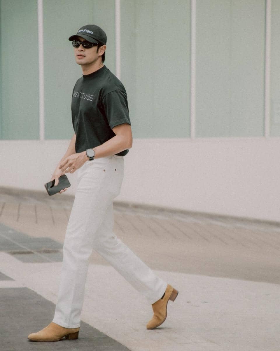 OOTD Pakai Sepatu Suede Cokelat ala Great Warintorn