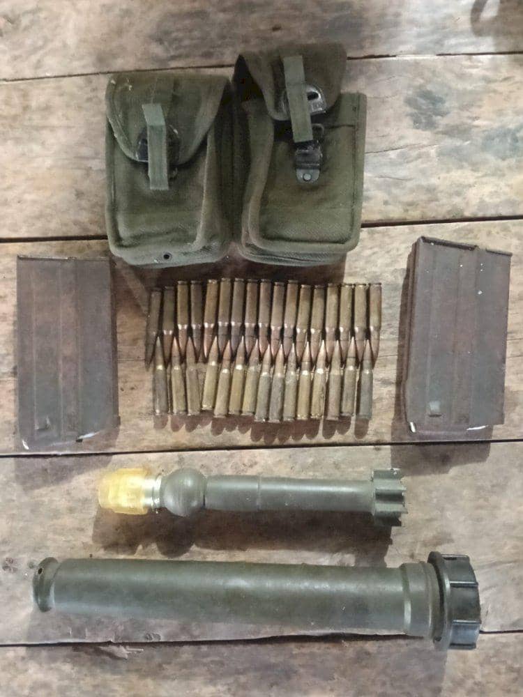 Petani Serahkan Granat dan Peluru Eks Tentara di Timor Timur ke Polisi