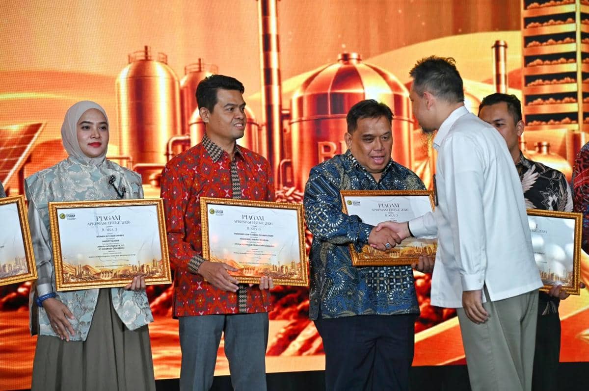 PLTS Apung dan PLTS Atap Saling Terkoneksi, Ciptakan Energi Hijau