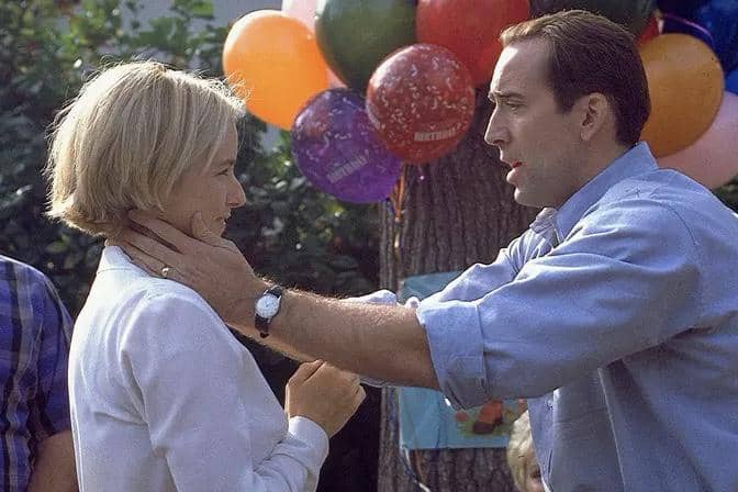 Cuplikan adegan dari film The Family Man produksi Beacon Pictures, sebagaimana tercantum dalam keterangan.