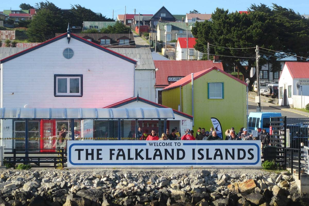 Argentina Siapkan Sanksi bagi Proyek Minyak di Kepulauan Falkland